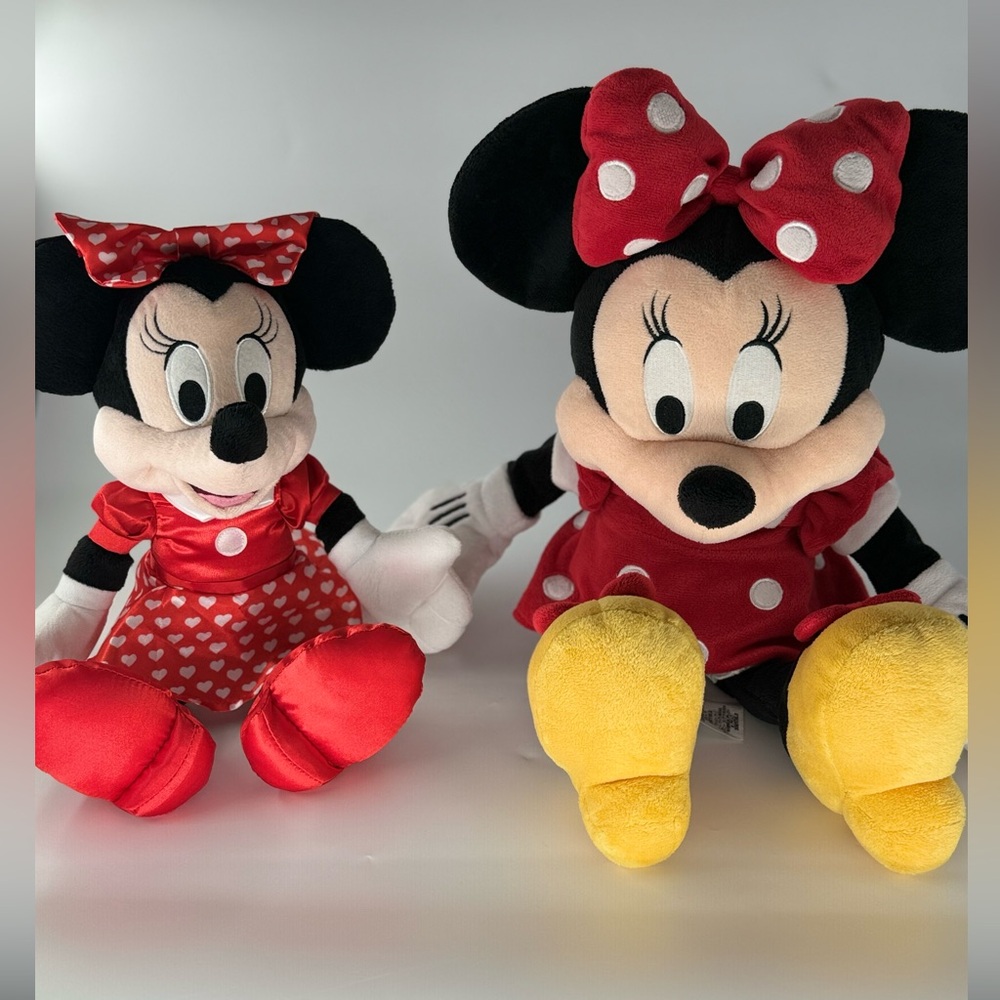 Disney Minnie Mouse plush toys